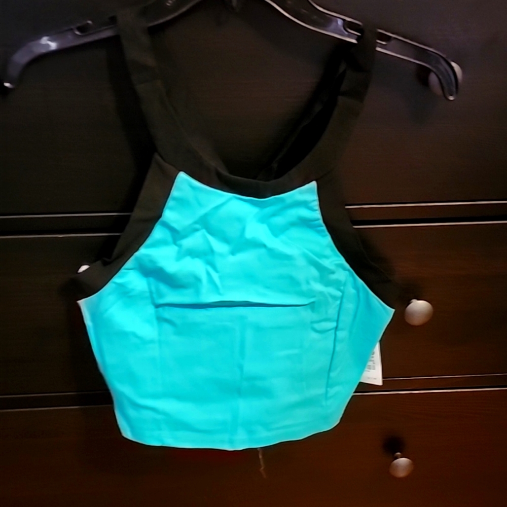 Criss Cross Back Crop Top
